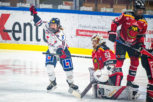 Linköpings Pernilla Winberg jublar