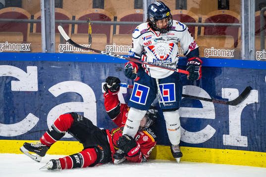 Luleås Jenni Hiirikoski och Linköpings Sidney Morin