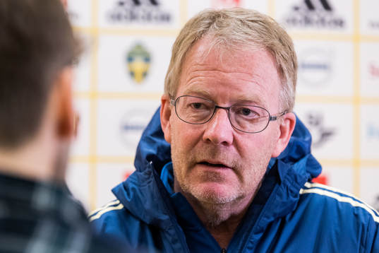 Scout Lasse Jacobsson of Sweden