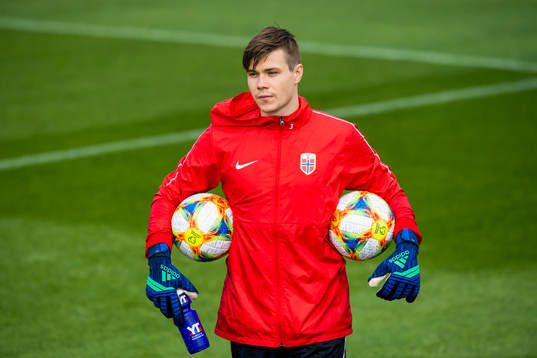 Goalkeeper Per Kristian Worre Bråtveit of Norway