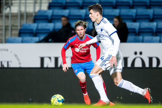 Helsingborgs Max Svensson och FC Köpenhamns Robert