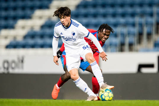 FC Köpenhamns Felix Winther och Helsingborgs Noel Mbo