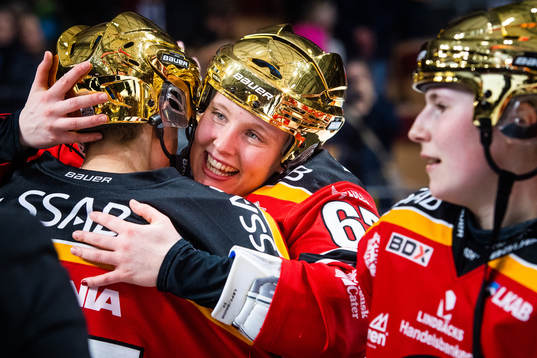 Luleås Linn Peterson jublar
