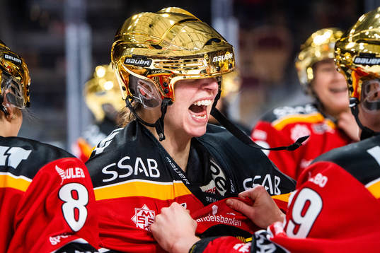 Luleås målvakt Sara Grahn jublar