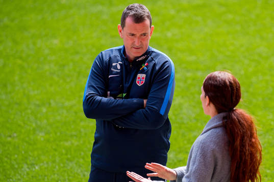 Per Joar Hansen, assistant coach of Norway, and Lise