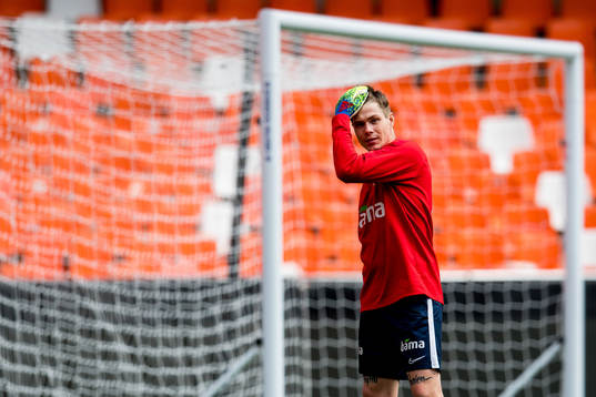 Goalkeeper Per Kristian Worre Bråtveit of Norway