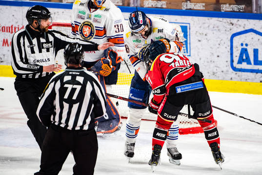 Växjös Daniel Rahimi och Luleås Austin Farley
