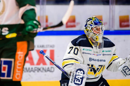 s målvakt Adam Åhman