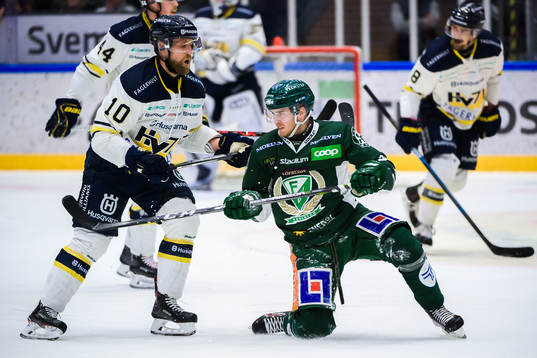 s Martin Thörnberg och Färjestads Michael Lindqvist