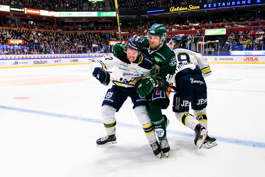 s David Gustafsson och Färjestads Ilari Melart