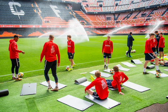 Joshua King, Stefan Johansen and Martin Ødegaard of Norway
