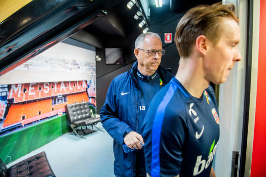 Lars Lagerbäck, head coach of Norway, and Stefan Johansen