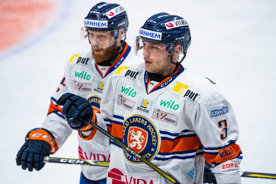 Växjös Liam Reddox och Oliver Bohm deppar