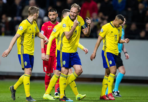 Ludwig Augustinsson, Andreas Granqvist and Robin Quaison of
