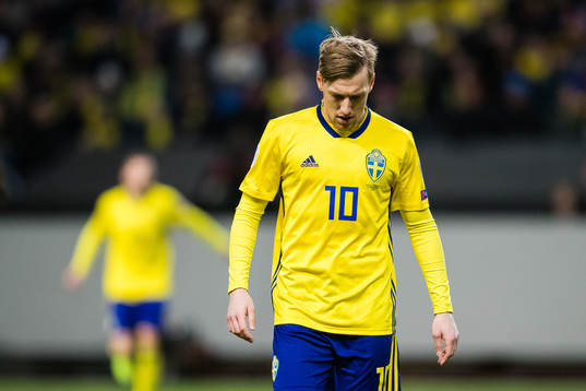 Emil Forsberg of Sweden looks dejected