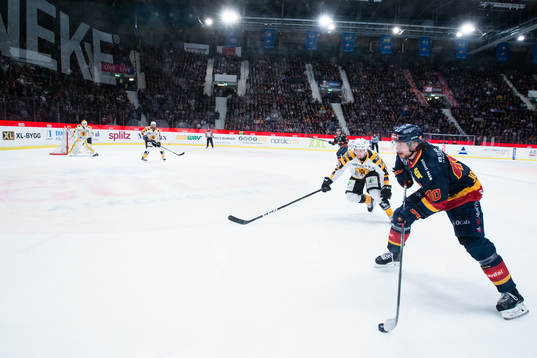 Djurgårdens Jacob Josefson och Skellefteås Adam Pettersson
