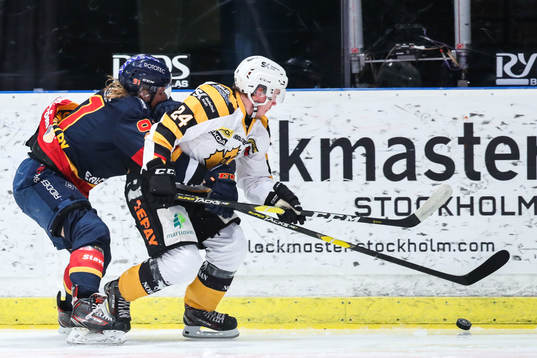 Djurgårdens Axel Jonsson Fjällby och Skellefteås Andreas
