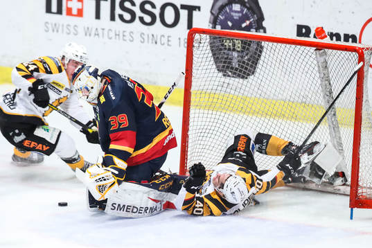 Djurgårdens Jacob Josefson och Skellefteås Jesper Jensen