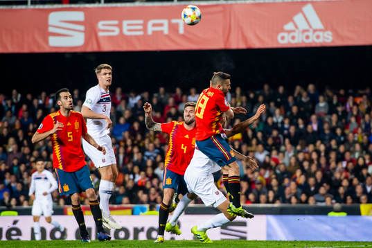 Inigo Martinez Berridi of Spain, Bjørn Maars Johnsen of