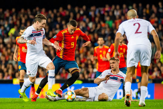 Stefan Johansen of Norway, Rodrigo Moreno Machado of Spain