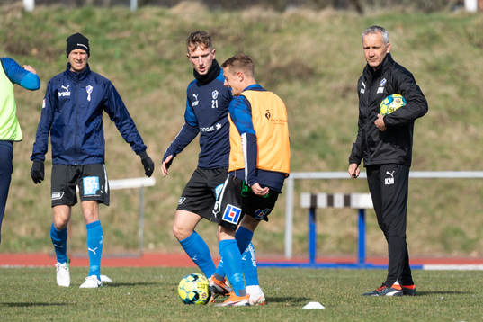 Halmstads assisterande manager Keith Millen