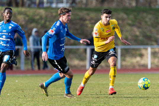 Elfsborgs Deniz Hümmet och Halmstads Alexander Berntsson