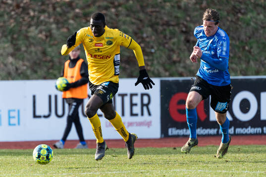 Elfsborgs Marokhy Ndione och Halmstads Alexander Berntsson