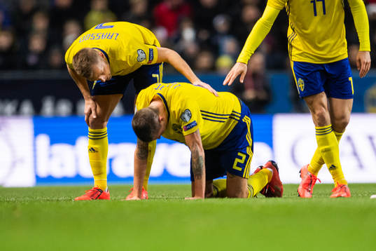Mikael Lustig of Sweden sits