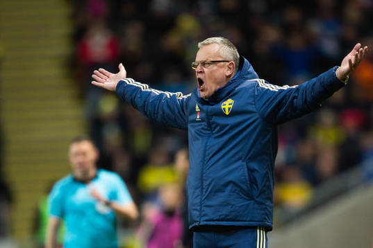 Head coach Janne Andersson of Sweden reacts