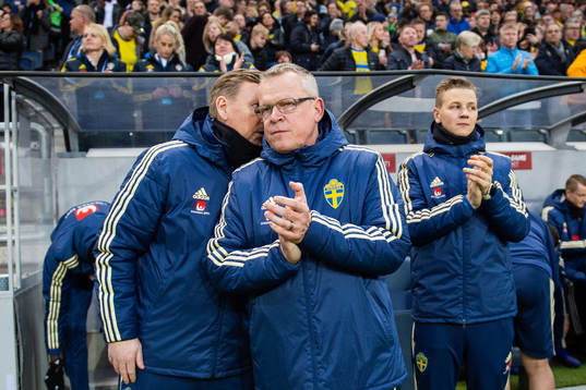 Assistant coach Peter Wettergren and head coach Janne