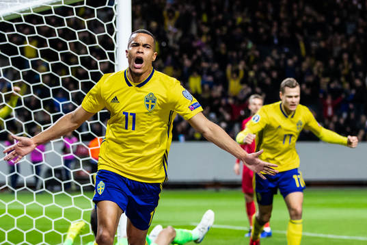 Robin Quaison of Sweden celebrates