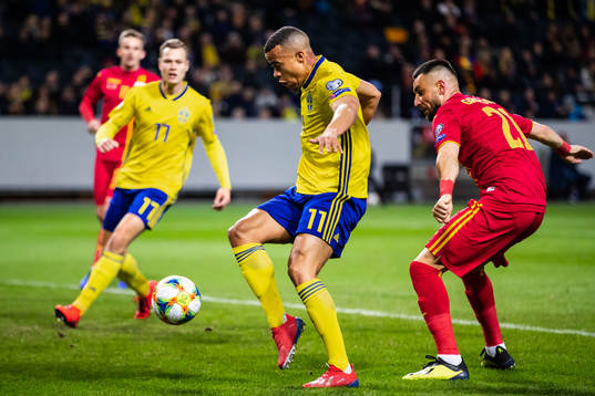 Robin Quaison of Sweden scores 1-0