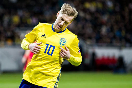 Emil Forsberg of Sweden looks dejected