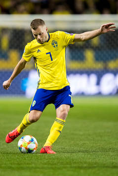 Sebastian Larsson of Sweden