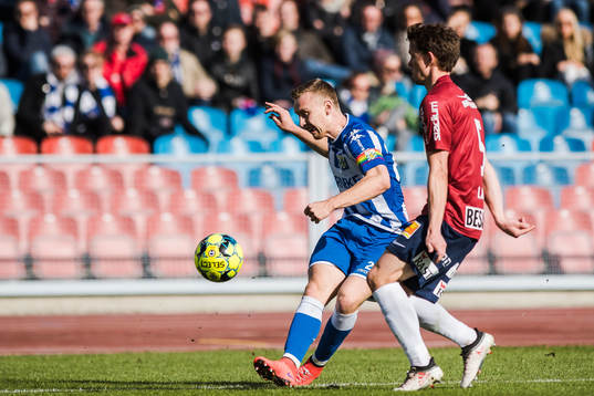 IFK Göteborgs Sebastian Ohlsson och Örgrytes Anton Lans