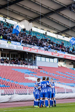 IFK Göteborgs Robin Söder jublar med lagkamrater