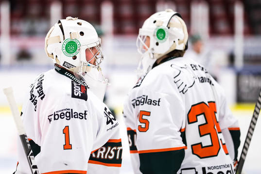Kristianstads  målvakt Joel Gistedt och målvakt Oliver