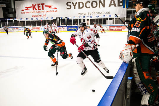 Vita Hästens Marcus Eriksson och Kristianstads  Johan
