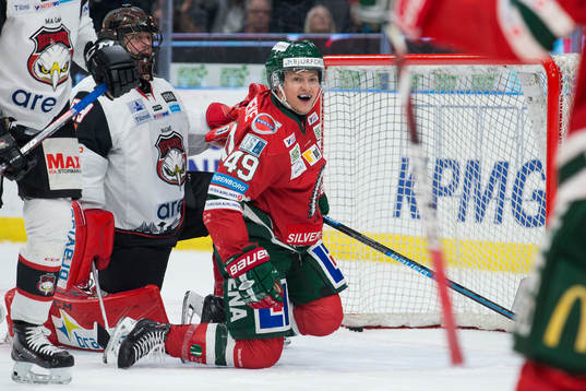 Frölundas Rhett Rakshani jublar
