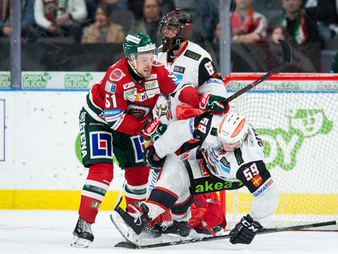 Frölundas Mats Rosseli Olsen och Malmö Redhawks Anton