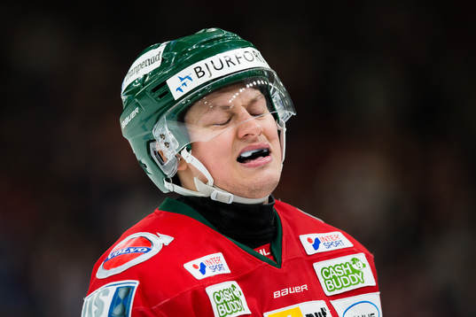 Frölundas Rhett Rakshani grimaserar