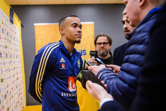 Robin Quaison of Sweden