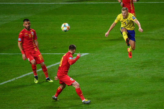 Sebastian Larsson of Sweden