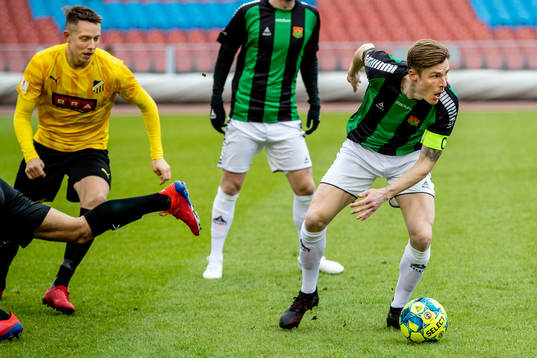 GAIS Marcus Bergholtz och Häckens Viktor Lundberg