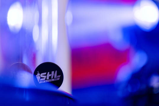 Matchpuck före kvartsfinal 2 i SM-slutspelet i ishockey