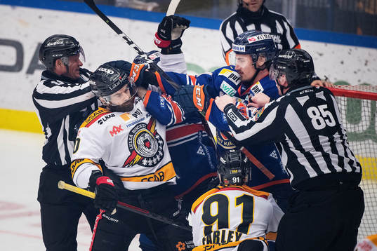 Luleås Jack Connolly och Växjös David Bernhardt
