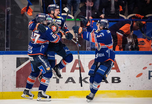Växjös Linus Fröberg, Brendan Shinnimin och Dominik Bokk