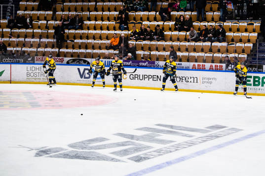 SHLs slutspelslogotyp på isen