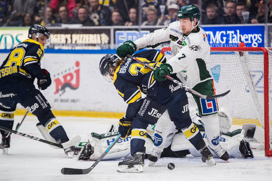 s Mattias Tedenby och Färjestads Johan Ivarsson