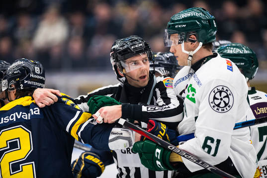 s Kristofer Berglund och Färjestads Johan Ryno